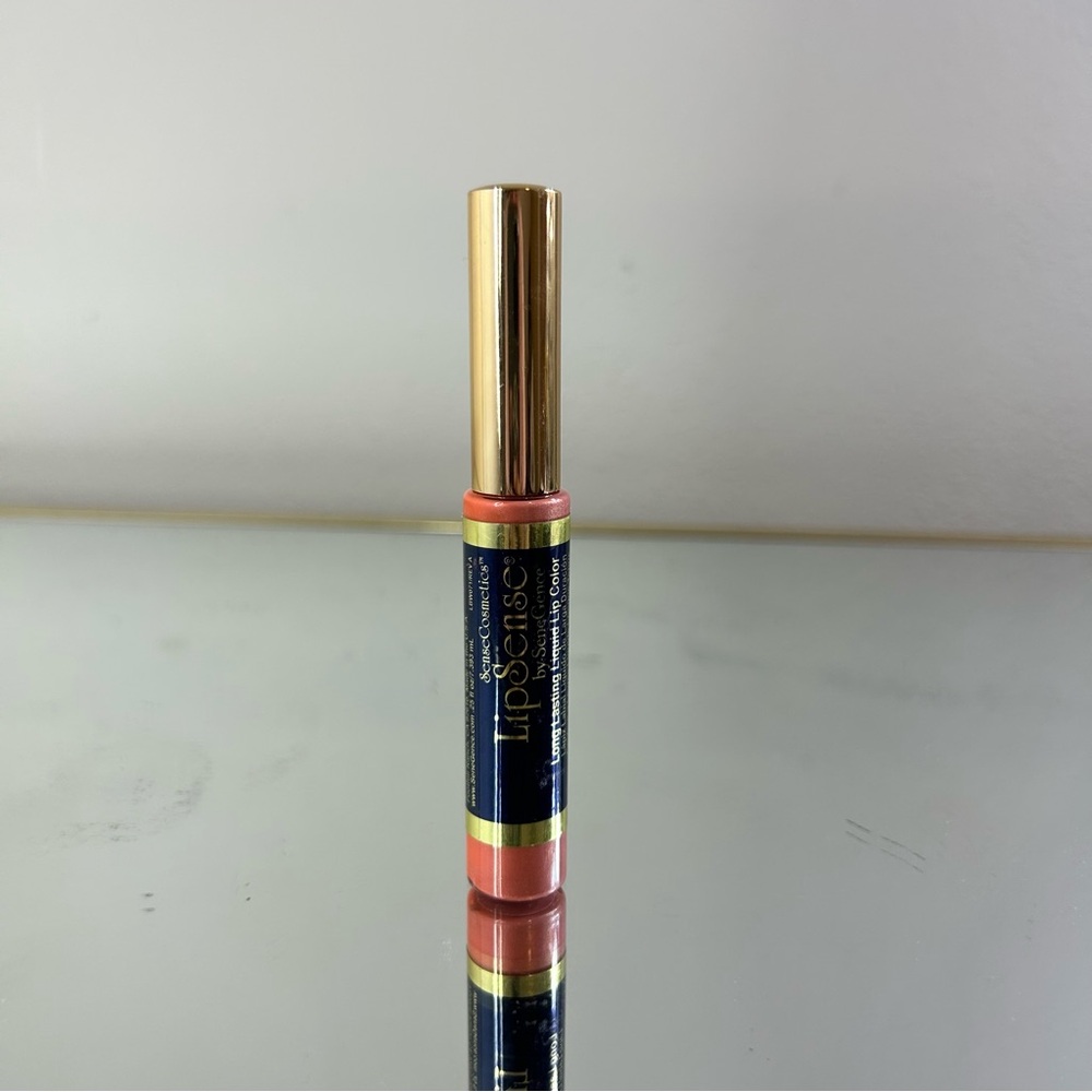 Luv it Senegence Lipsense Long Lasting Liquid‎ Lipstick 0.25 oz SEELED